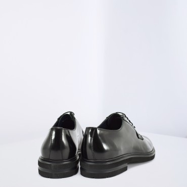 Stringata Derby Liscio Col. Nero