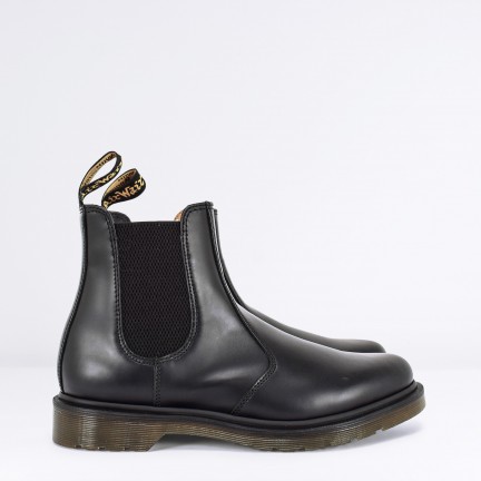 dr martens laura chelsea