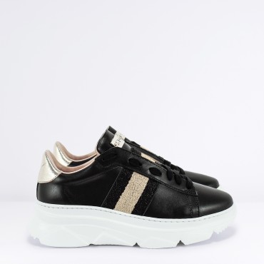 STOKTON Sneakers donna in pelle bianca con banda in strass multicolore e  zeppa in gomma - Stokton - Spatarella.eu