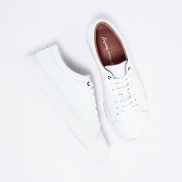 Sneaker in Pelle Col. Bianco