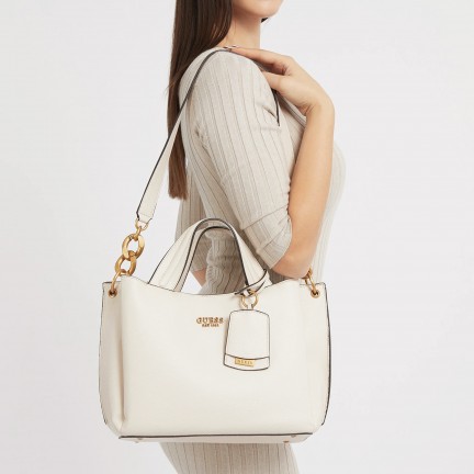 GUESS - 