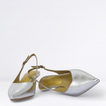 Chanel in Pelle laminata Col. Argento