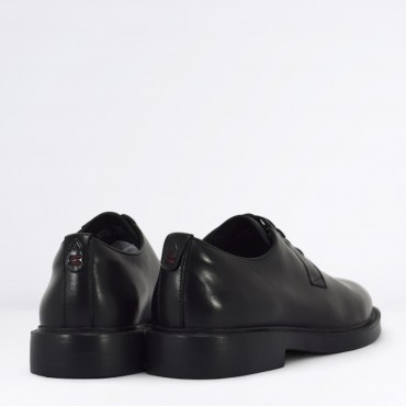 Stringata Derby in Pelle Col. Nero