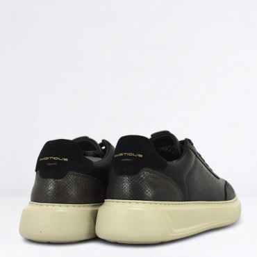 Sneaker in Pelle Col. Nero
