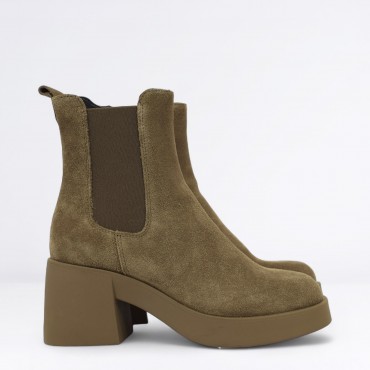 Tronchetto chelasea in Camoscio Col. Beige