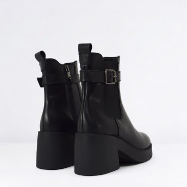 Tronchetto chelsea in Pelle Col. Nero